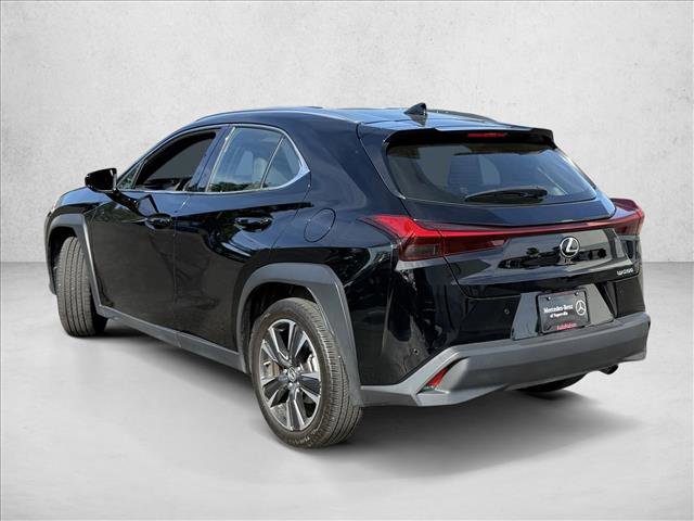 Used 2022 Lexus UX 200 w/ Accessory Package (Z2) FWD image 7