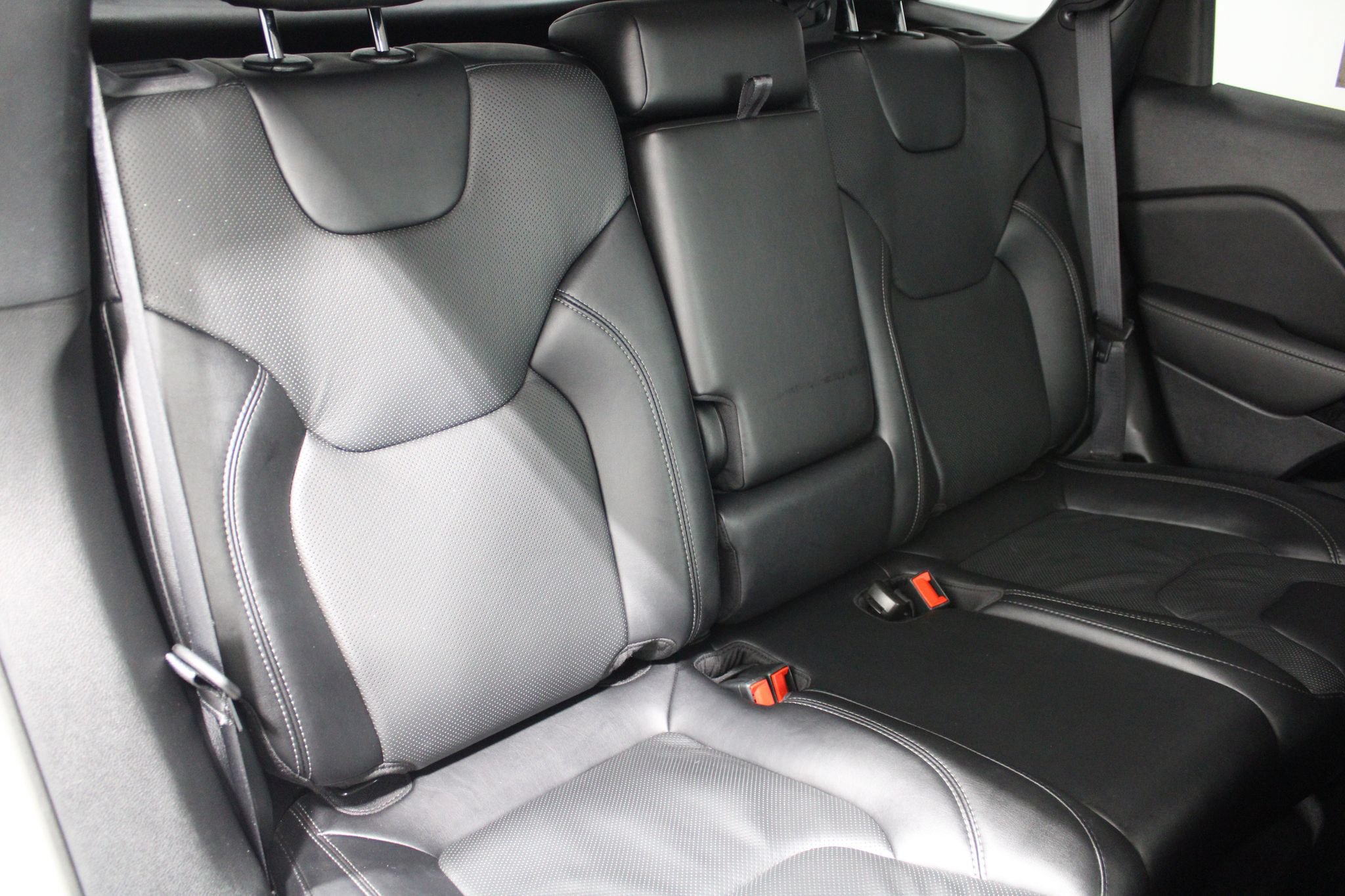 Used 2023 Jeep Cherokee Altitude Lux AWD/4WD image 24