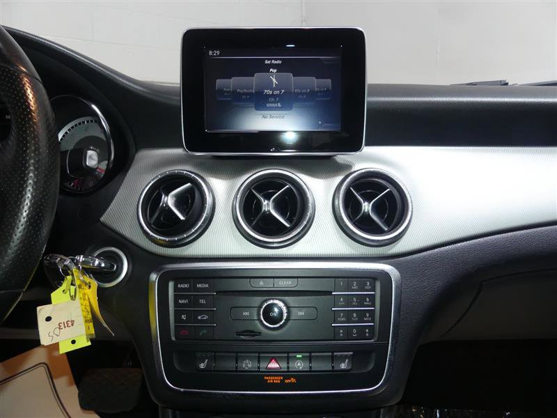 Used 2015 Mercedes-Benz CLA 250 4MATIC image 36