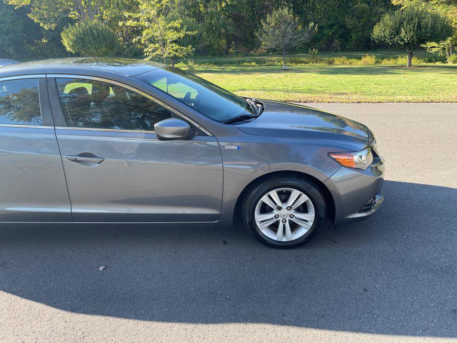 Used 2013 Acura ILX Hybrid w/ Technology Package FWD image 21