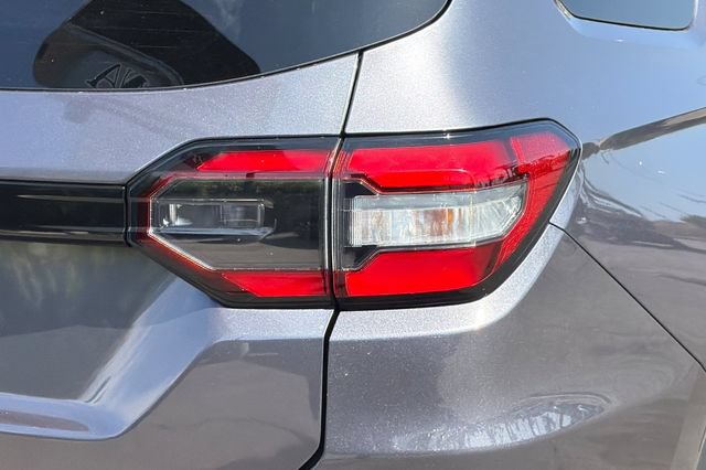 Used 2023 Honda Pilot LX image 36