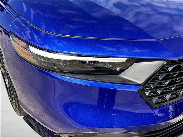 Used 2025 Honda Accord Sport image 30
