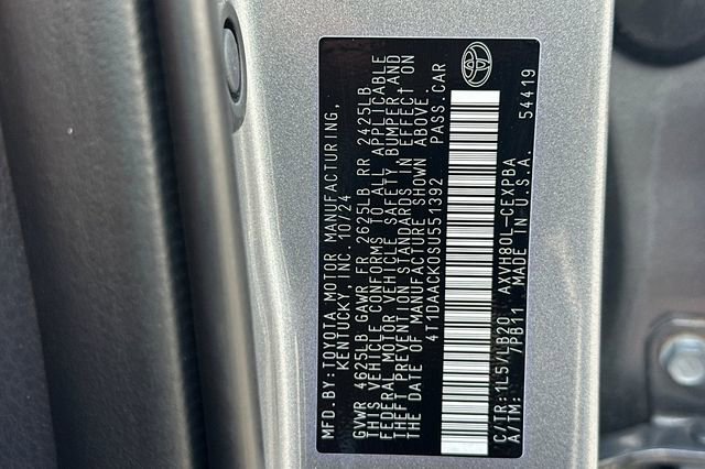 Used 2025 Toyota Camry XSE FWD image 32