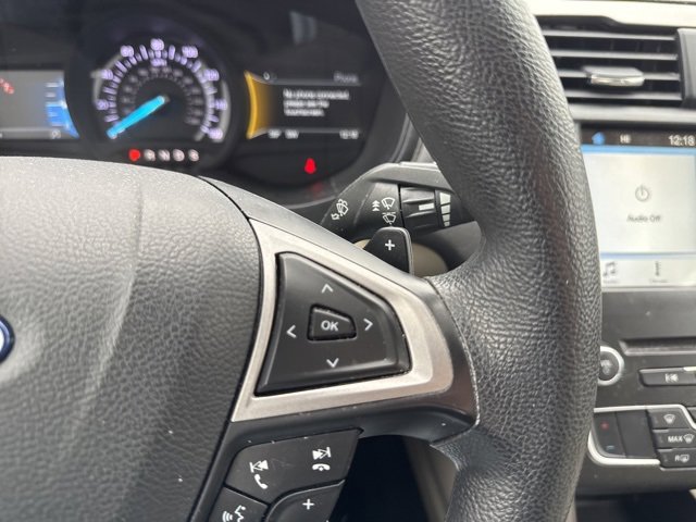 Used 2018 Ford Fusion SE w/ Fusion SE Technology Package image 21