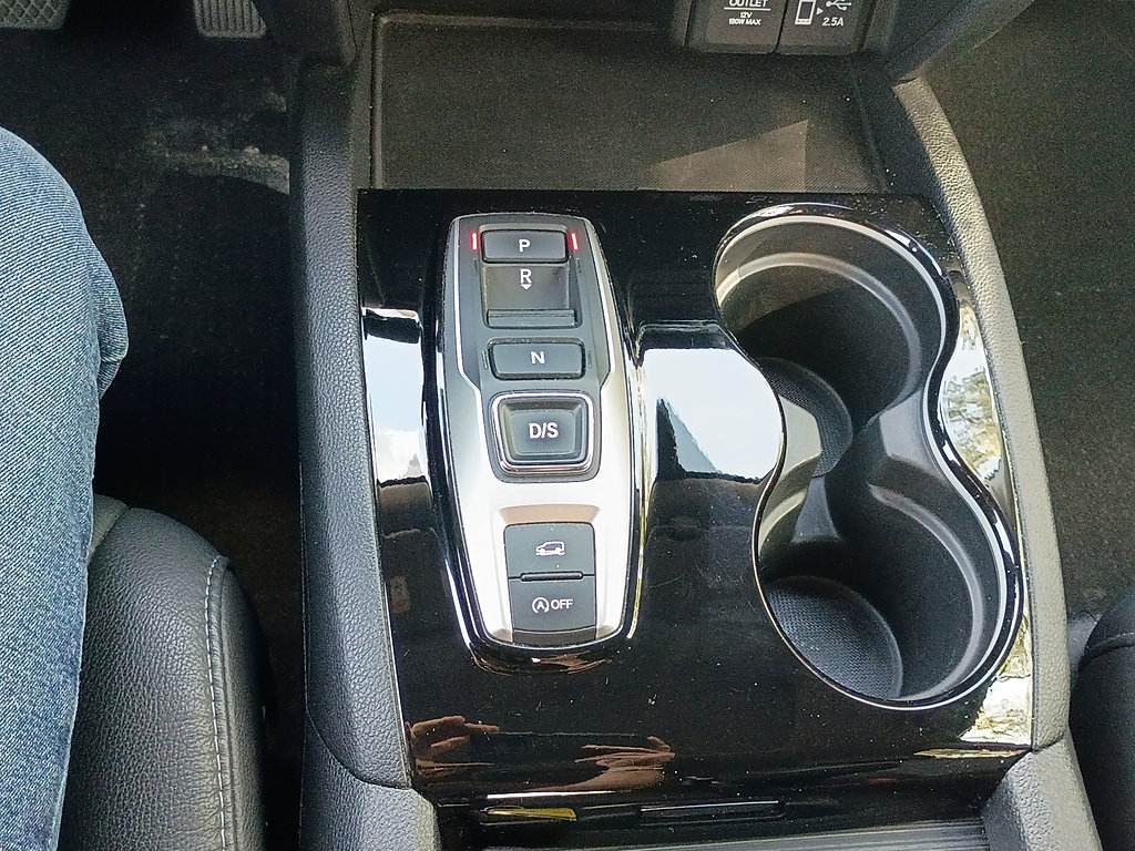 Certified 2022 Honda Pilot Touring image 27