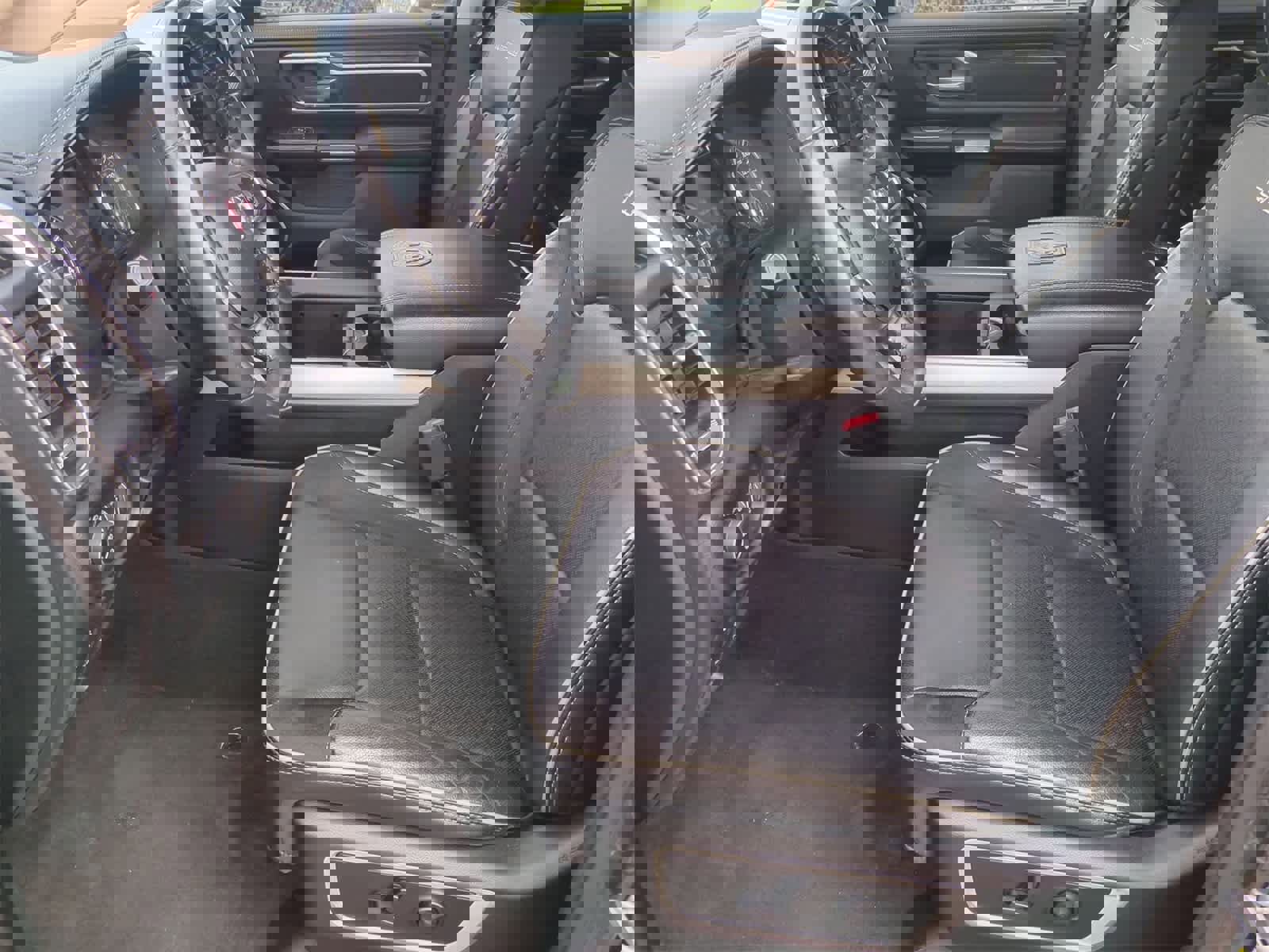 Certified 2020 RAM 1500 Laramie image 16