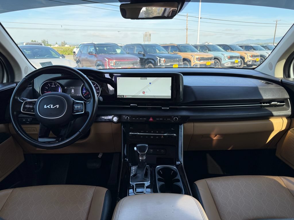 Certified 2022 Kia Carnival EX FWD image 20