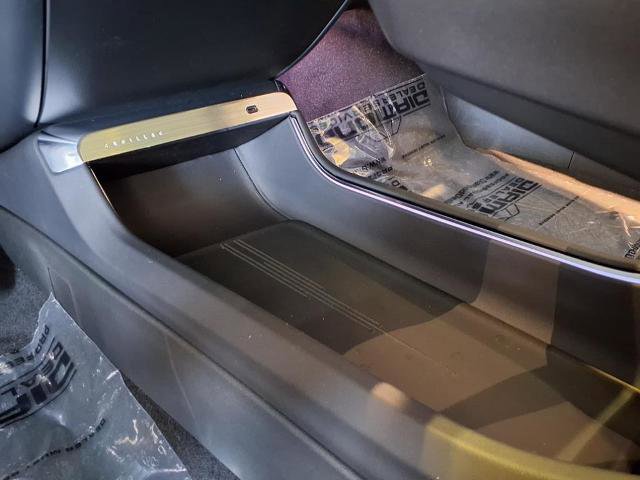 New 2026 Cadillac Lyriq V image 19