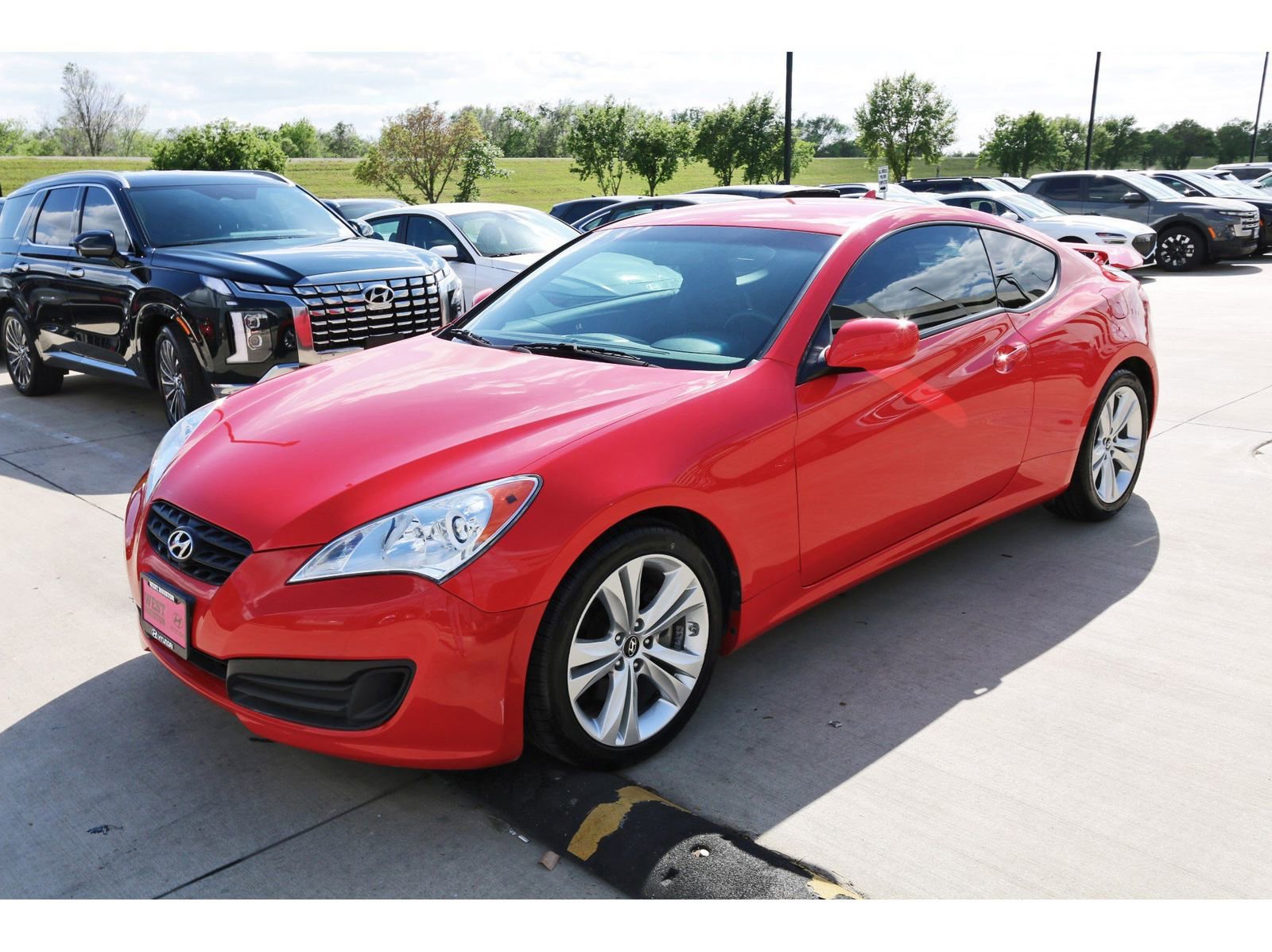 Used 2012 Hyundai Genesis 2.0T image 3