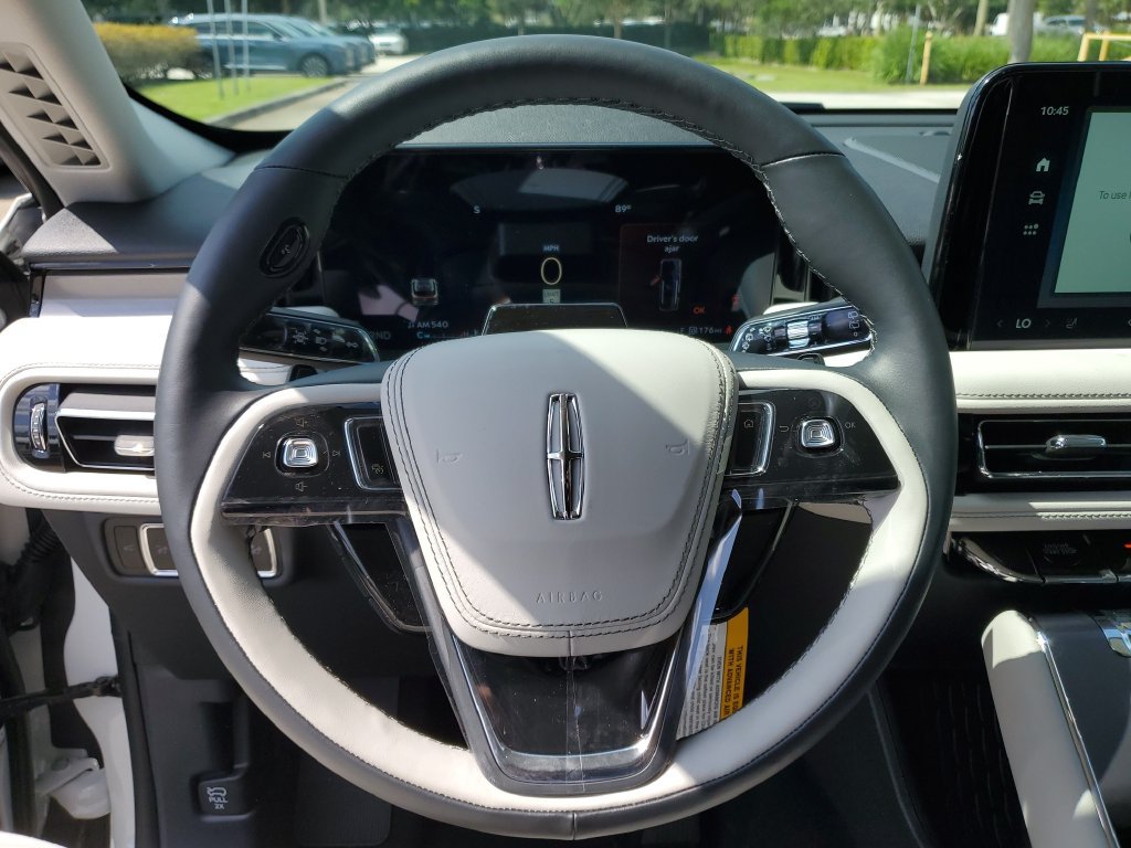 New 2026 Lincoln Aviator 2WD image 23