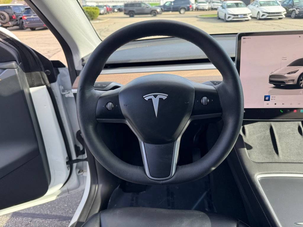 Used 2023 Tesla Model Y Long Range AWD/4WD image 12