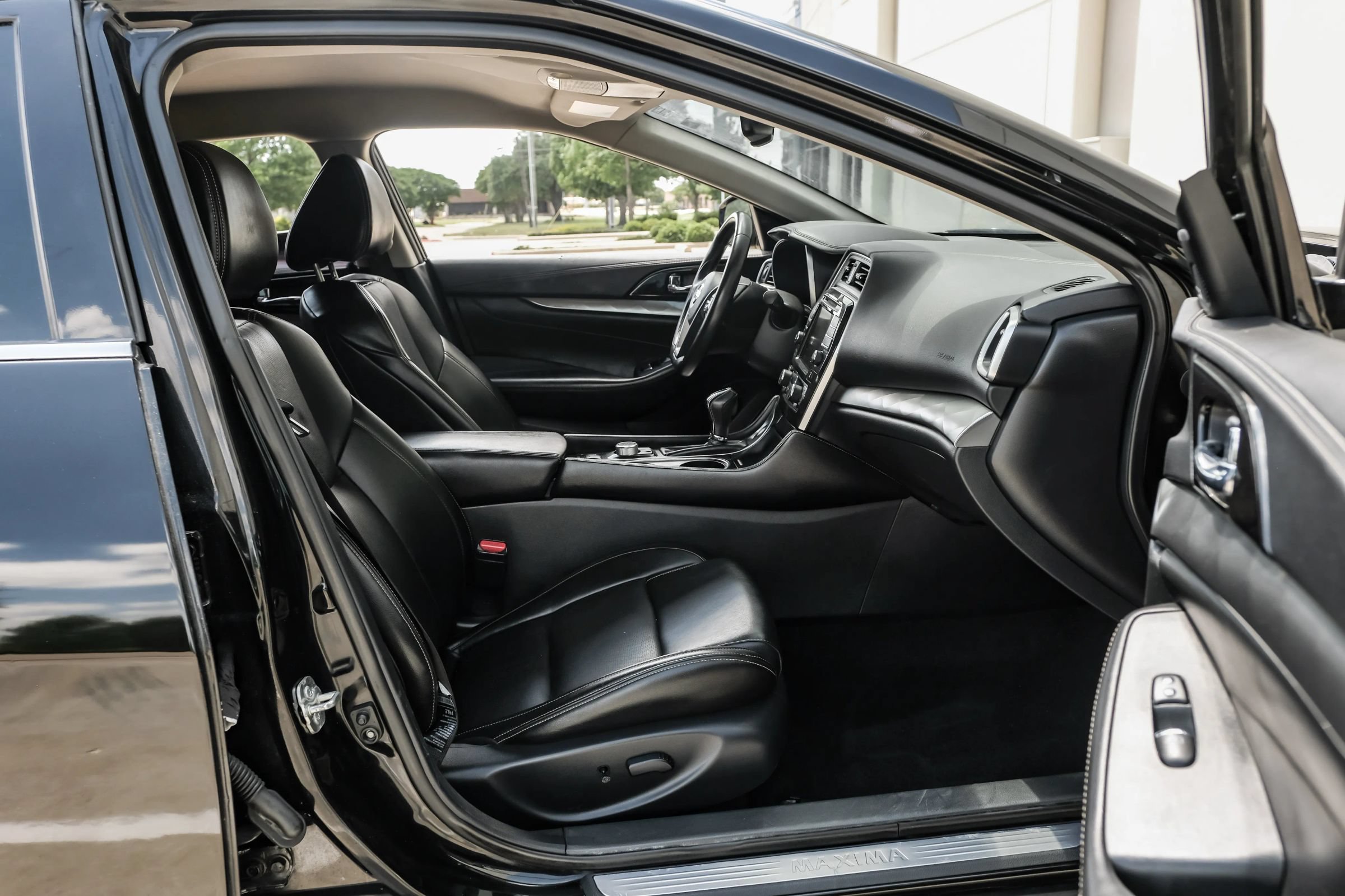 Used 2020 Nissan Maxima 3.5 SV w/ Floor Mat Group FWD image 36