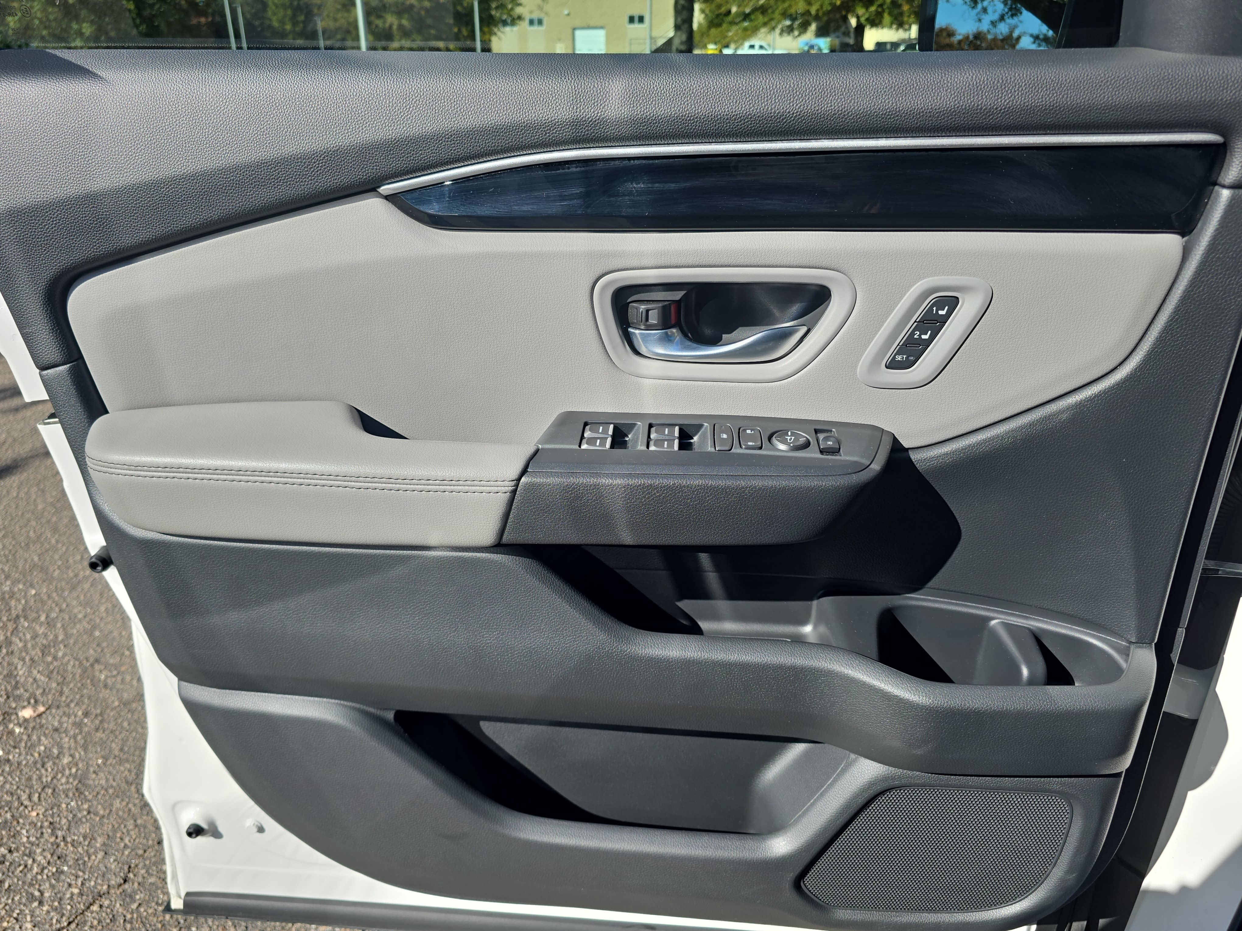 Used 2025 Honda Pilot Touring image 27