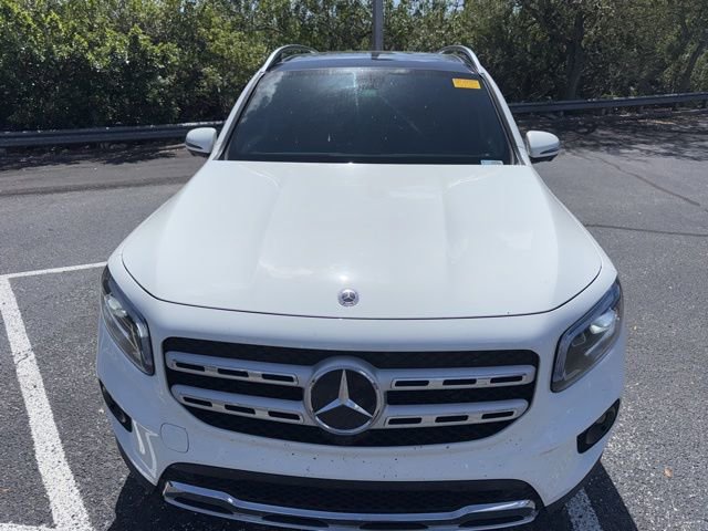 Used 2022 Mercedes-Benz GLB 250 image 2