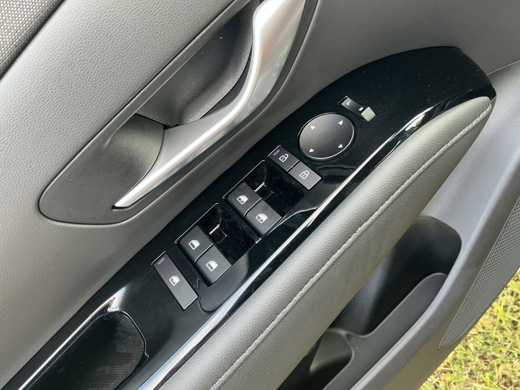 New 2026 Hyundai Tucson Limited image 13