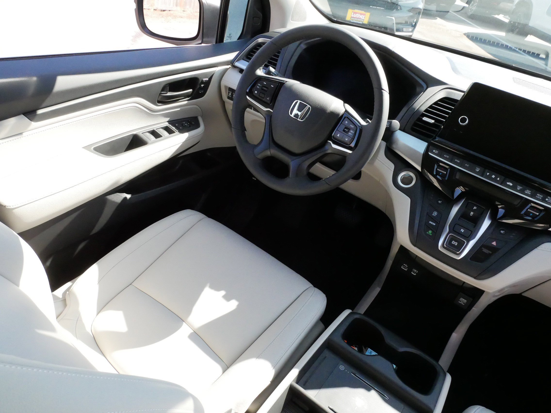 Certified 2026 Honda Odyssey EX-L image 9