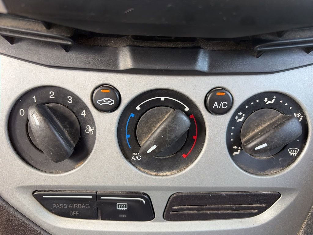 Used 2014 Ford Focus SE image 8