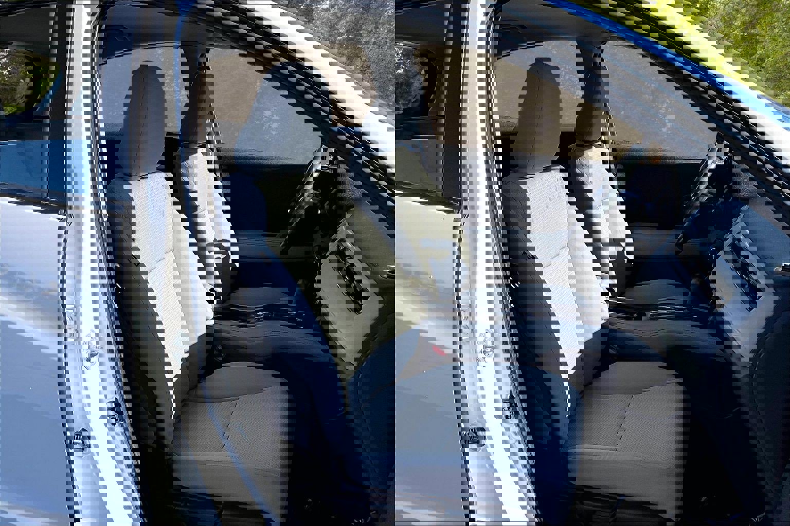 Used 2022 Honda HR-V LX image 32