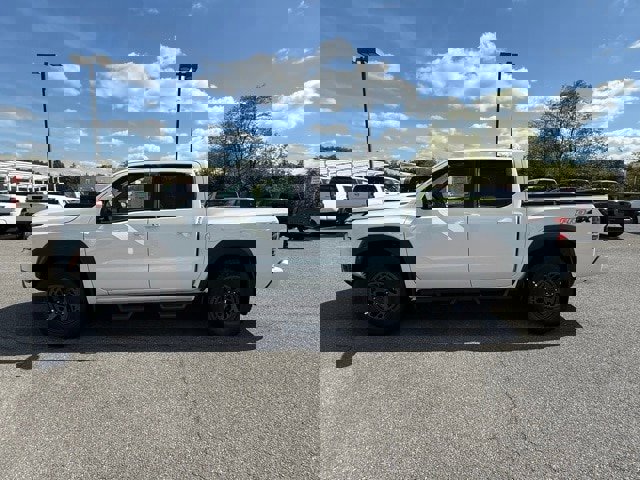 New 2026 Nissan Frontier PRO-4X w/ Pro-4x Convenience Package image 8