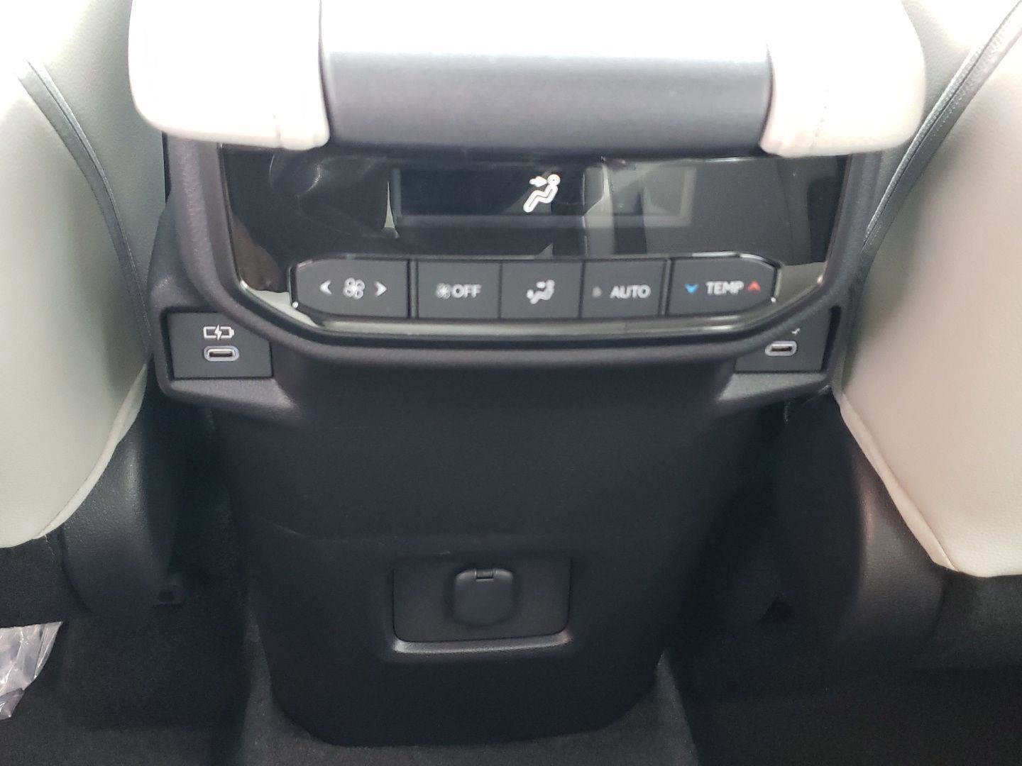 New 2026 Toyota Grand Highlander XLE image 11