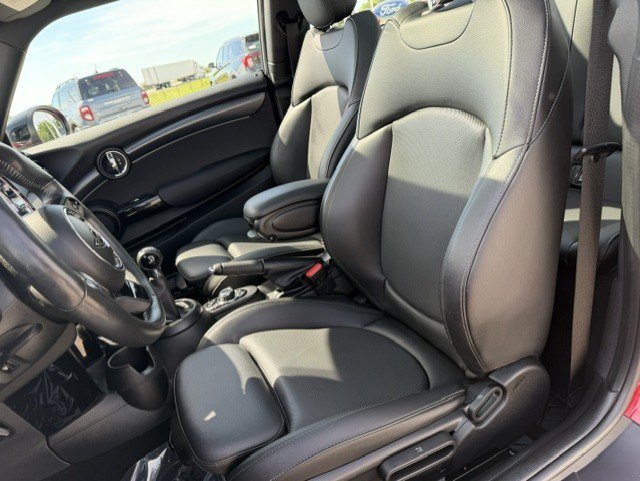 Used 2022 MINI Cooper S w/ Premium Package FWD image 13