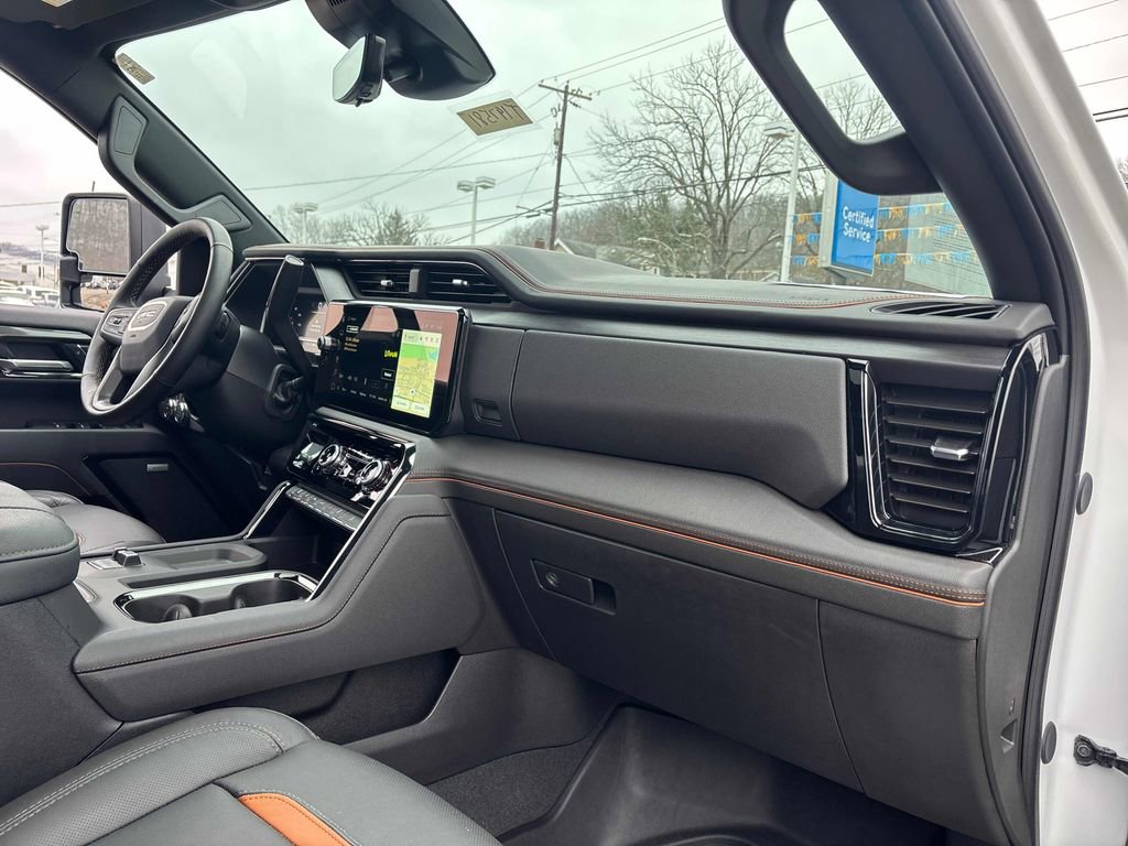 Used 2025 GMC Sierra 2500 AT4 w/ AT4 Premium Plus Package image 40