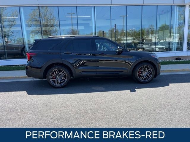 Used 2025 Ford Explorer ST w/ Sun And Sound Package image 9