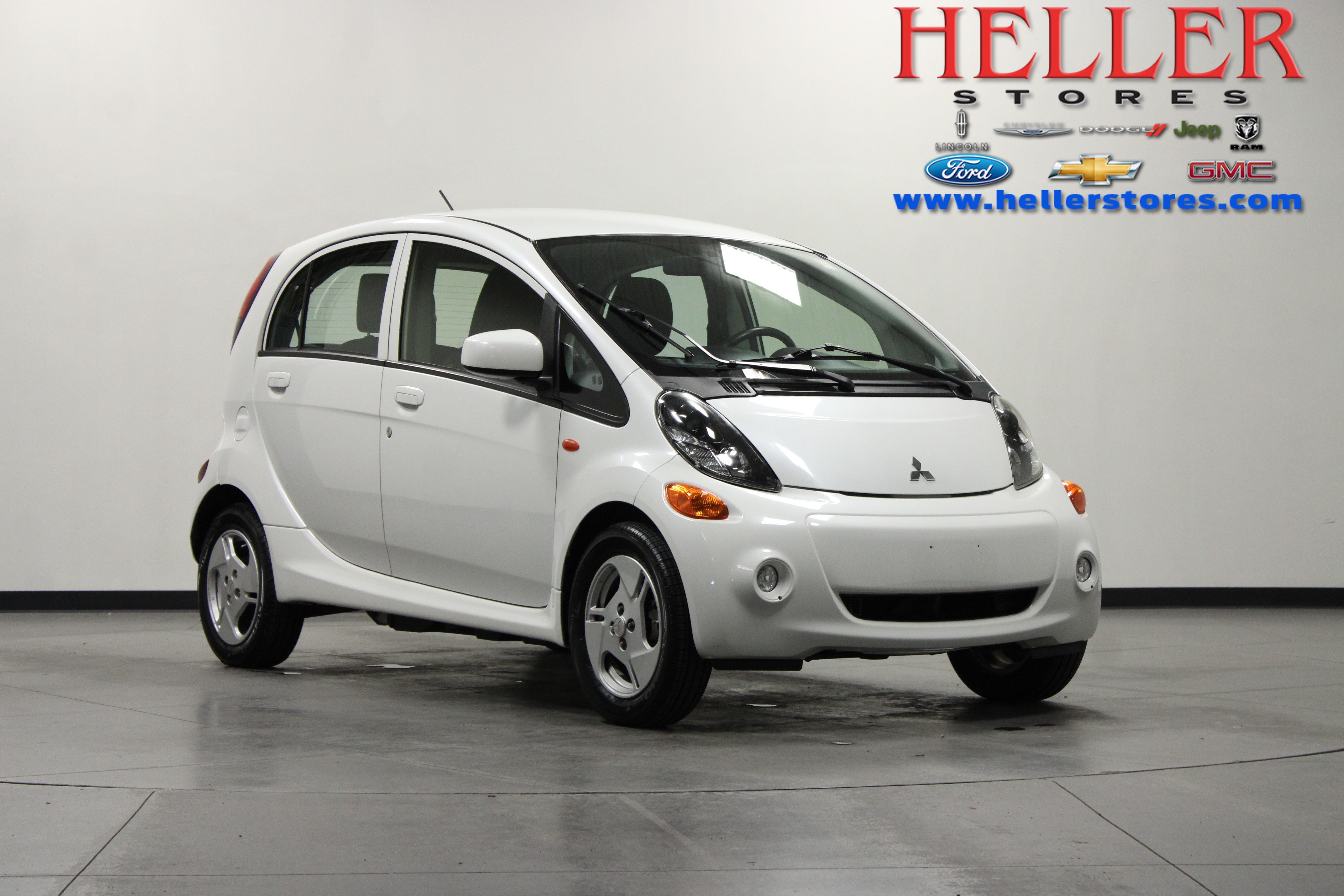 Used 2012 Mitsubishi i ES RWD image 1
