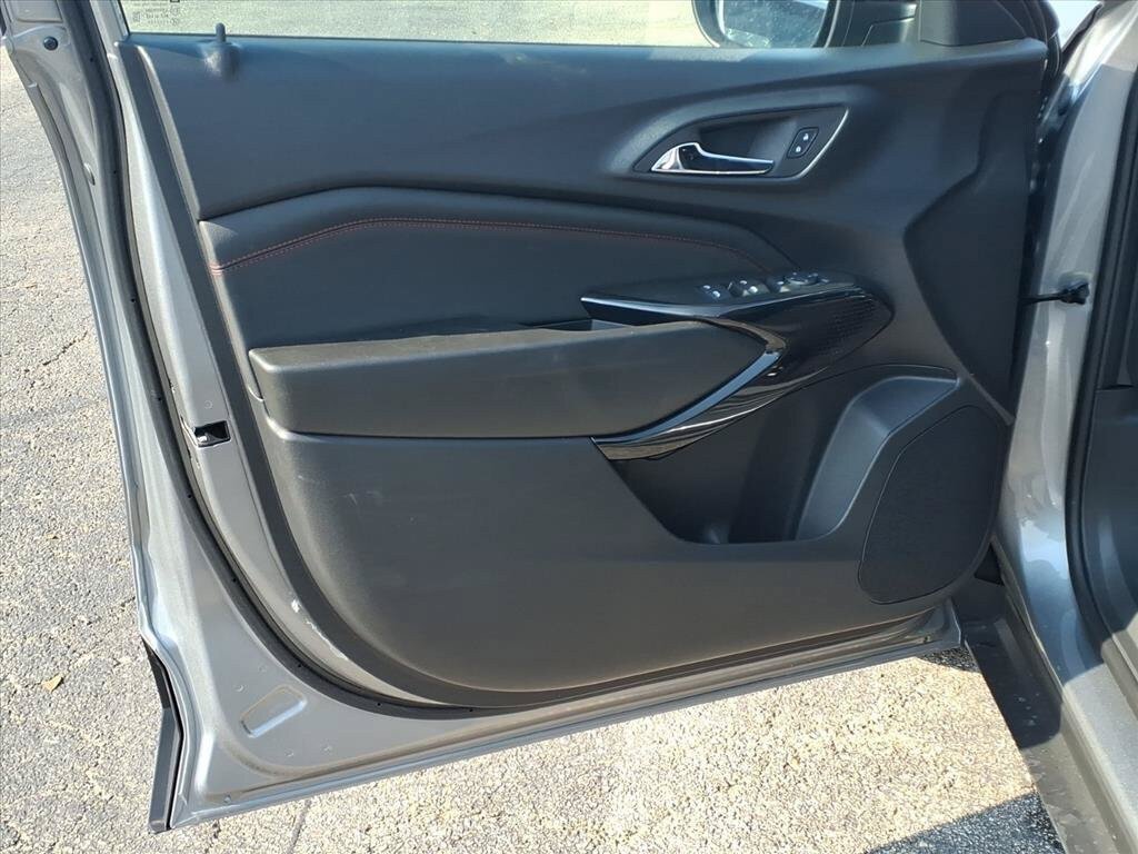 New 2026 Chevrolet Trax RS w/ Driver Confidence Package FWD image 14