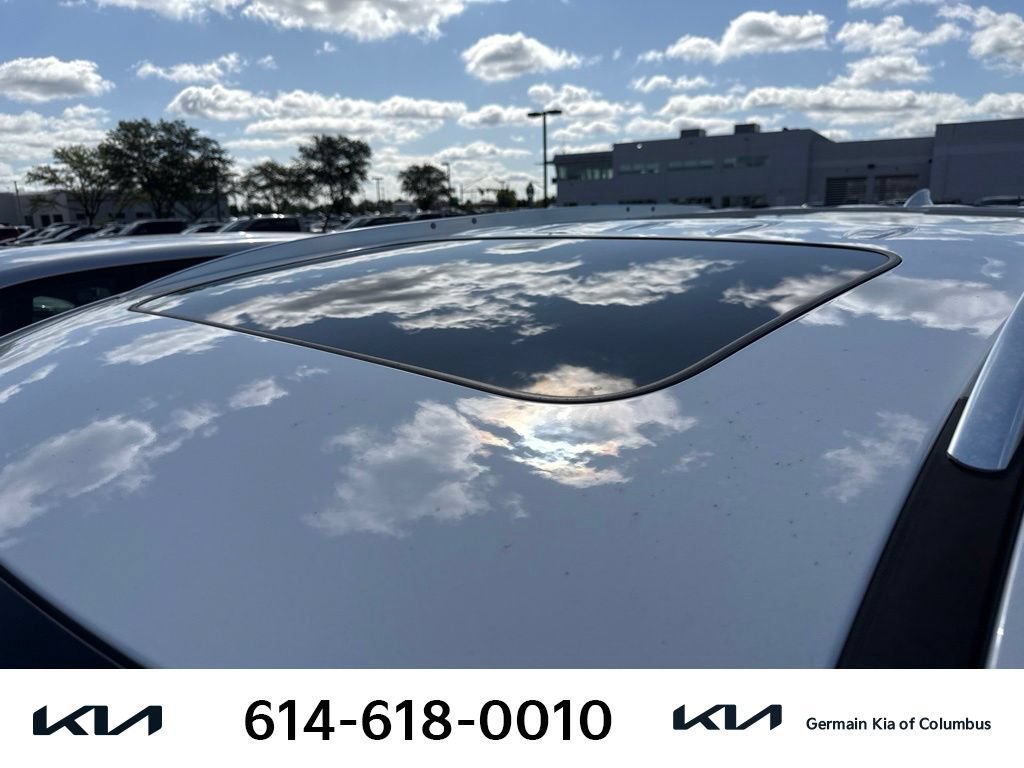 Used 2018 Buick Enclave Premium AWD/4WD image 7