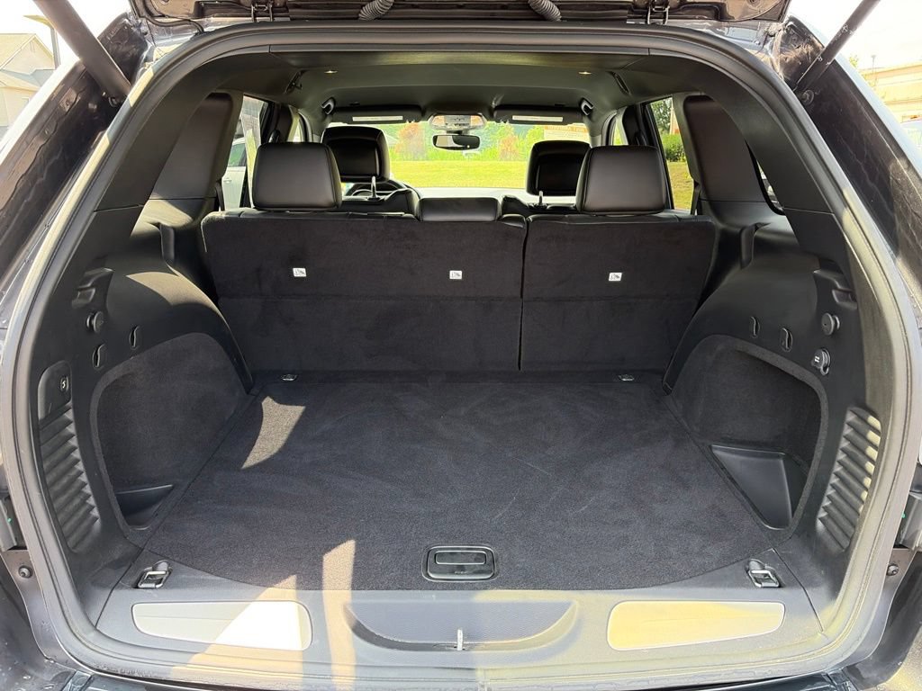 Used 2019 Jeep Grand Cherokee Limited AWD/4WD image 13