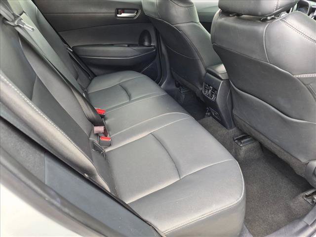 Used 2023 Toyota Corolla Cross XLE AWD/4WD image 18