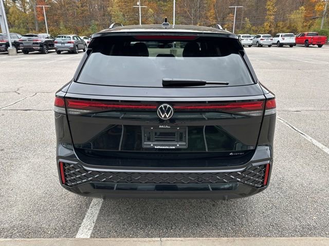 New 2026 Volkswagen Tiguan SE R-Line image 6