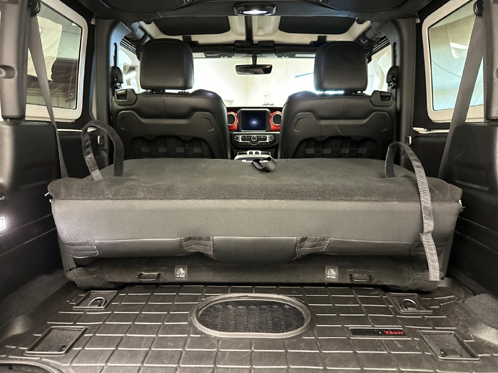 Used 2018 Jeep Wrangler Rubicon AWD/4WD image 20