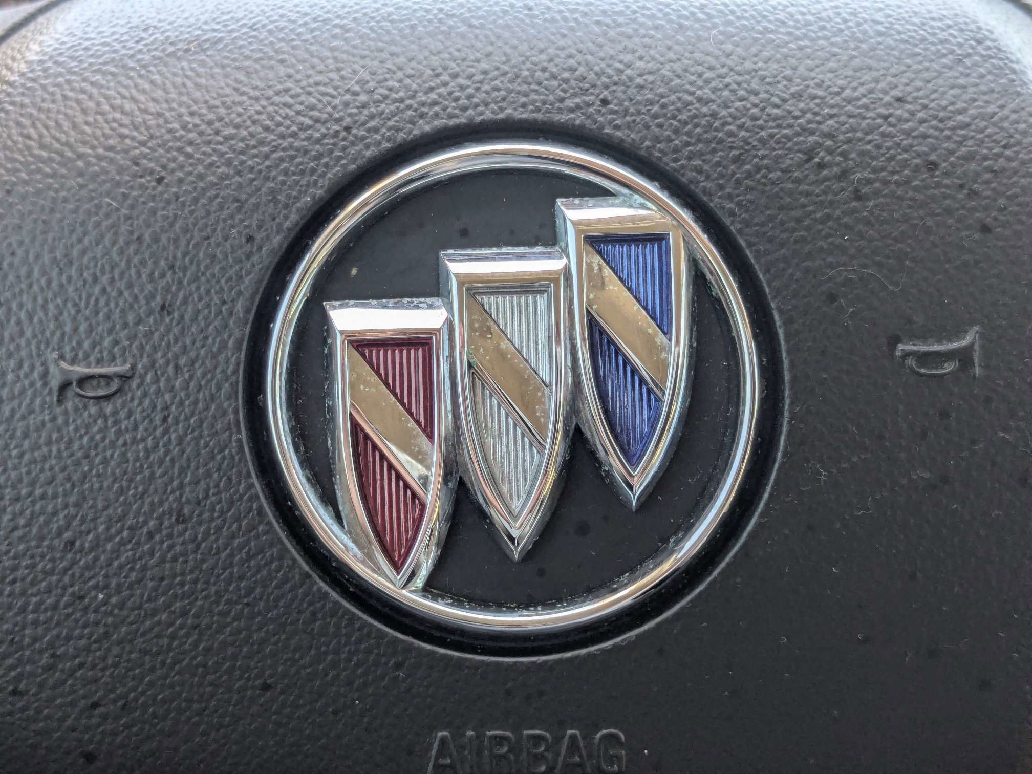 Used 2020 Buick Enclave Essence FWD image 33