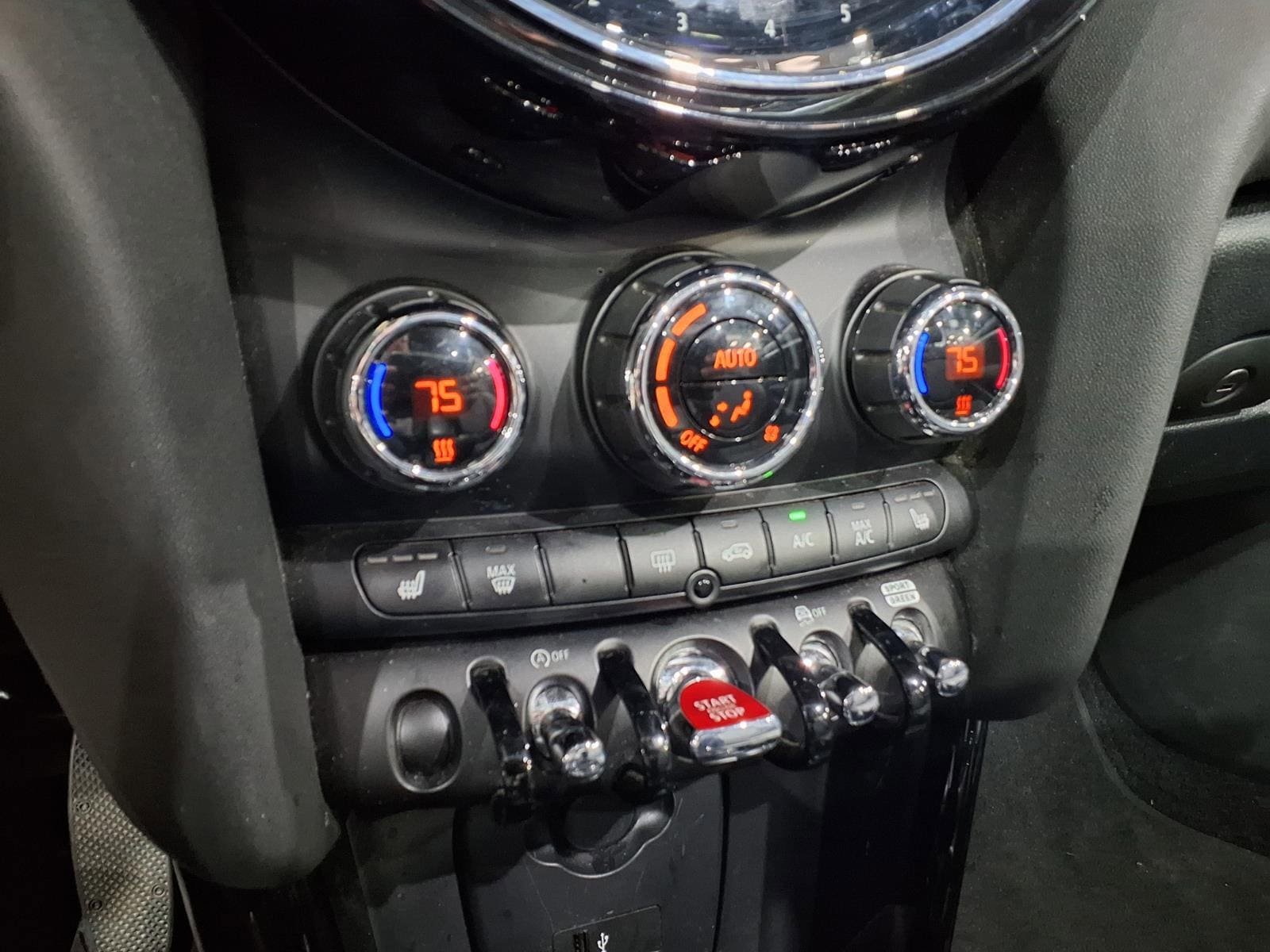 Used 2024 MINI Cooper S FWD image 12