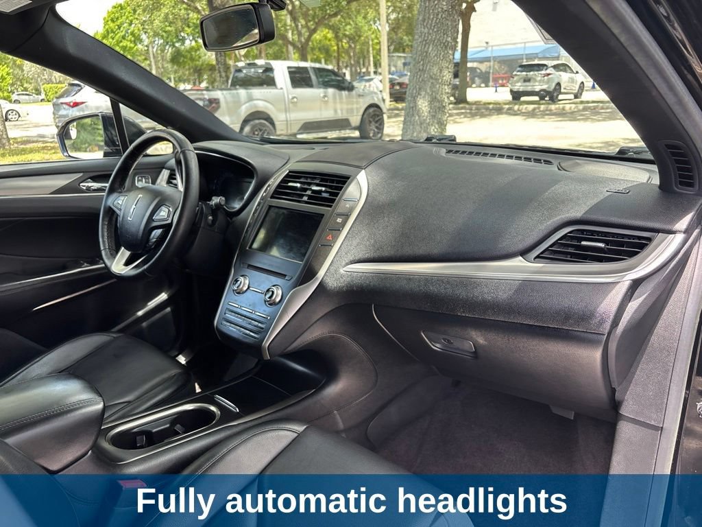 Used 2017 Lincoln MKC Premiere FWD image 14