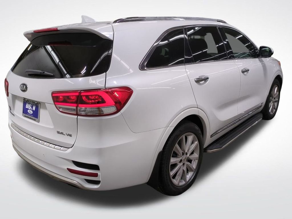 Used 2018 Kia Sorento SX image 3