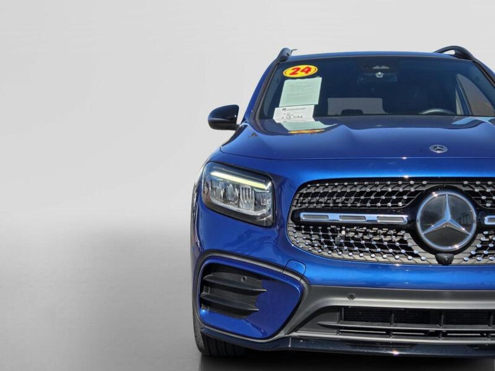 Used 2024 Mercedes-Benz GLB 250 image 10