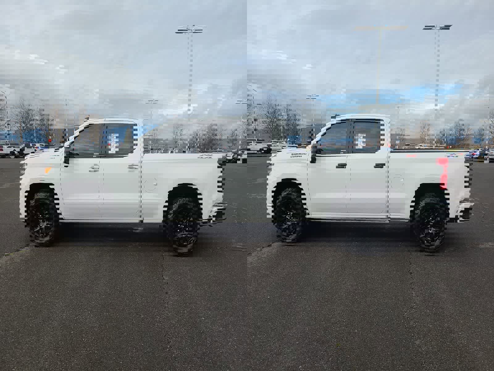 Used 2023 Chevrolet Silverado 1500 Custom w/ LPO, Dark Essentials Package image 11