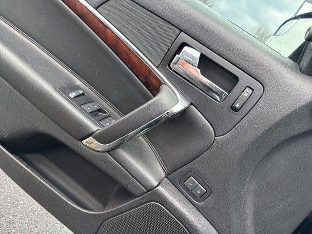 Used 2012 Lincoln MKZ image 11