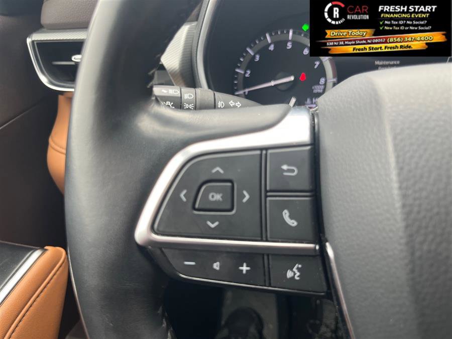 Used 2020 Toyota Highlander Platinum image 30