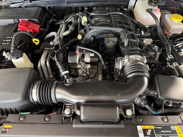 Used 2023 Jeep Wrangler Unlimited Sport AWD/4WD image 6