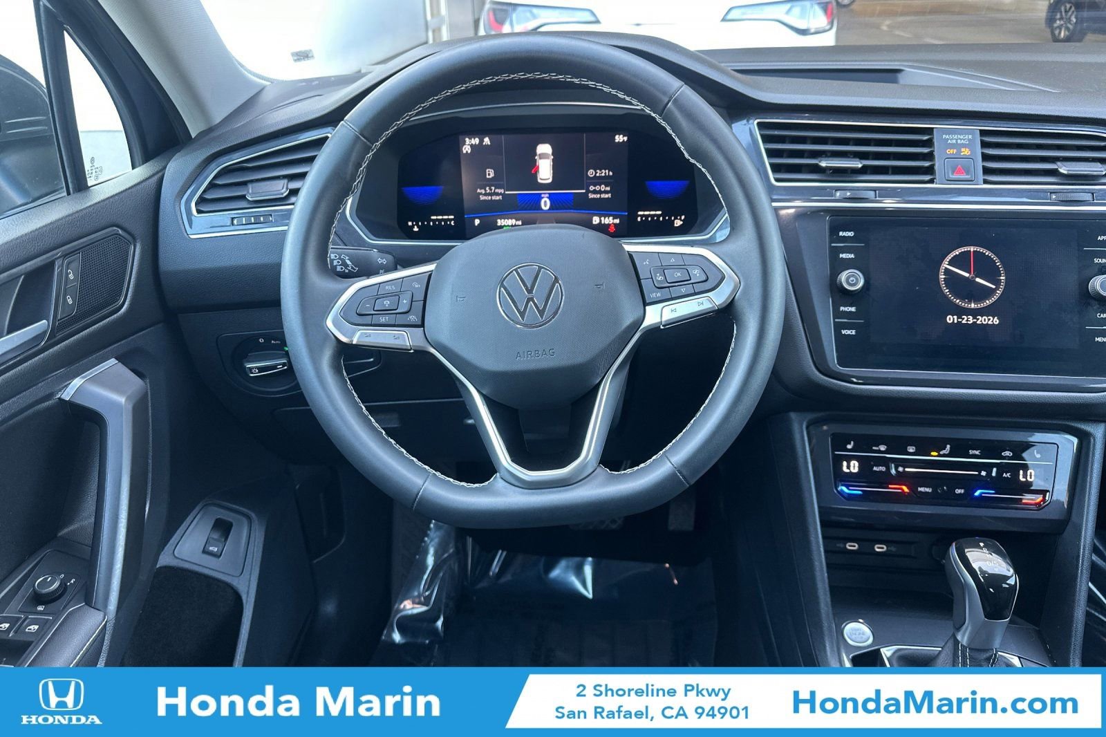 Used 2022 Volkswagen Tiguan SE image 17