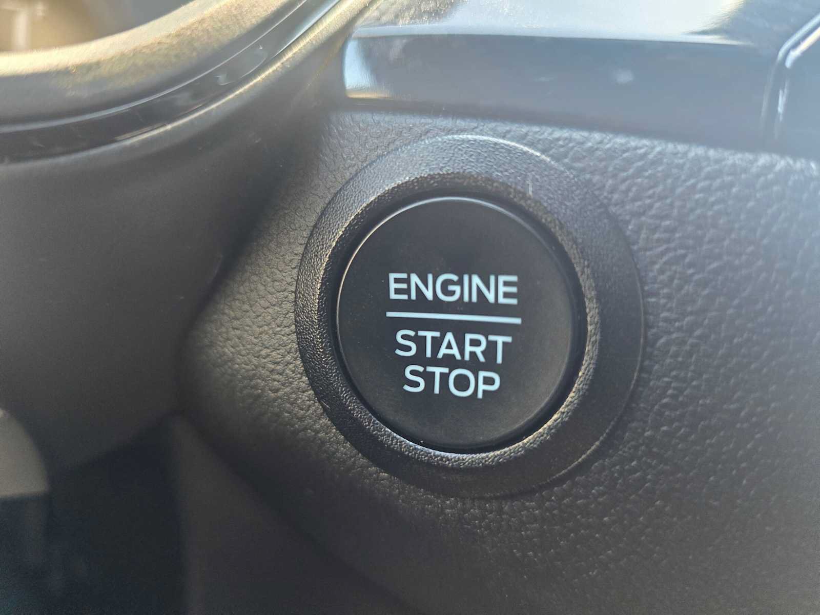 Used 2025 Ford Escape ST-Line FWD image 30