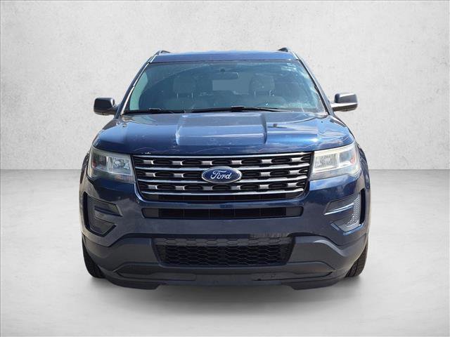 Used 2017 Ford Explorer FWD image 2