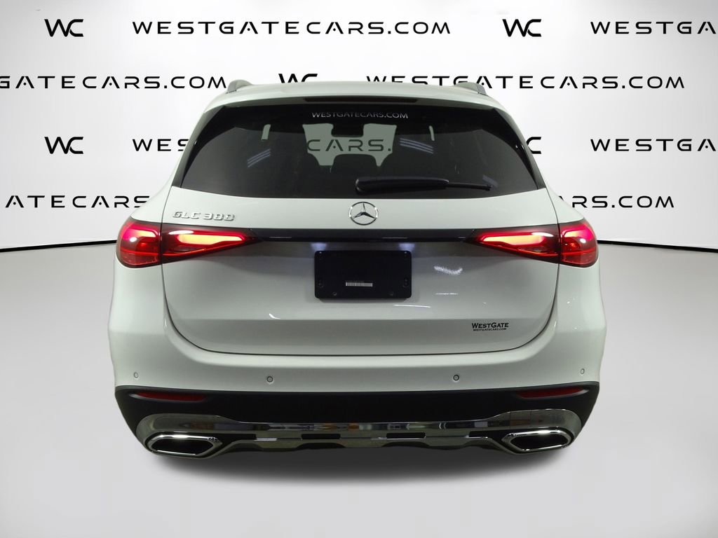 Used 2024 Mercedes-Benz GLC 300 image 7