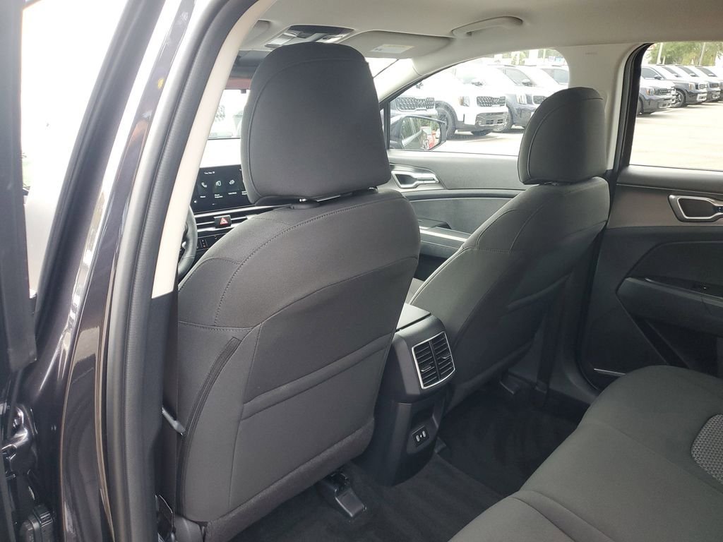 New 2026 Kia Sportage LX w/ LX Convenience Package image 16