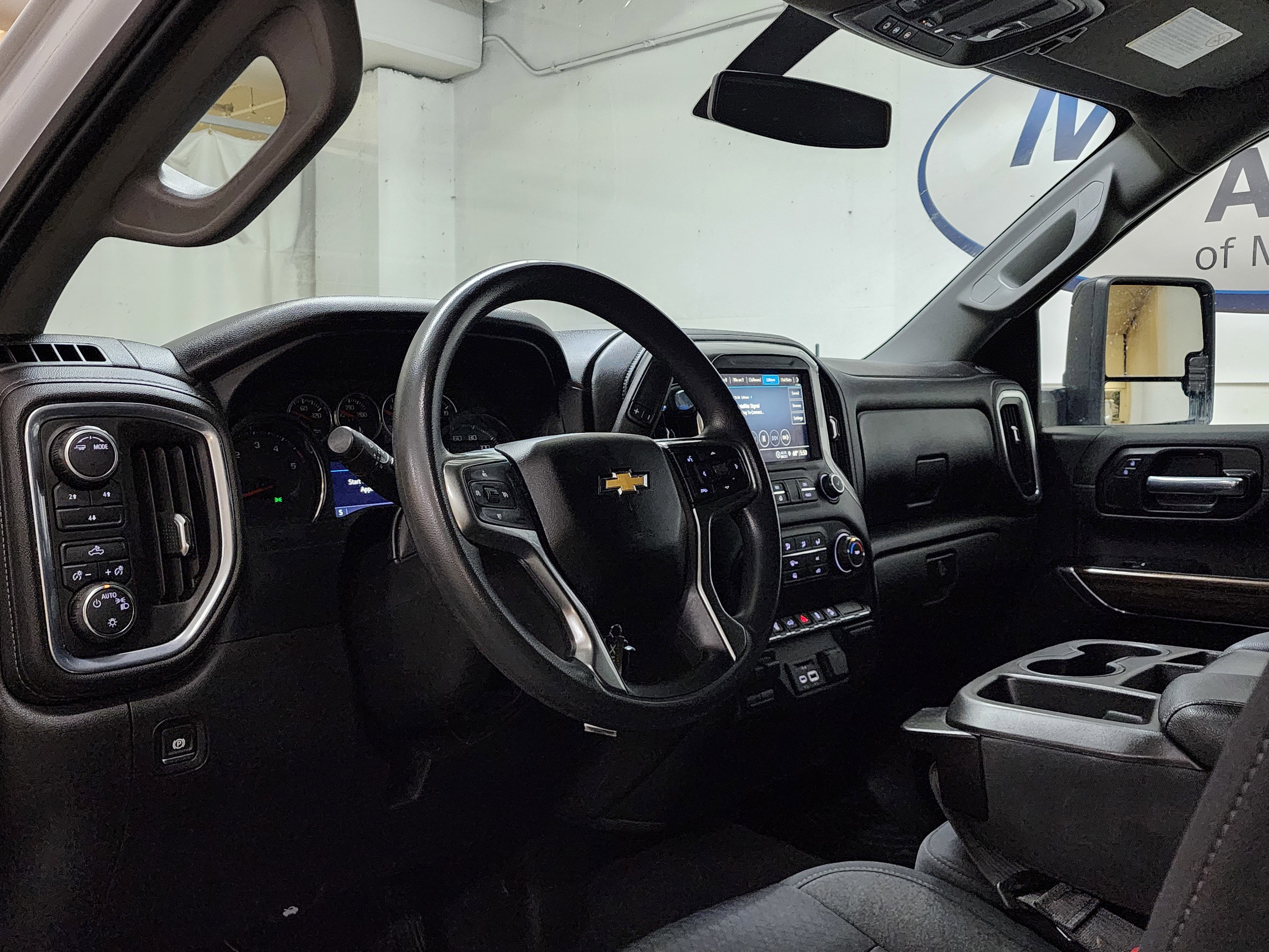 Used 2021 Chevrolet Silverado 2500 LT w/ Z71 Off-Road Package AWD/4WD image 12
