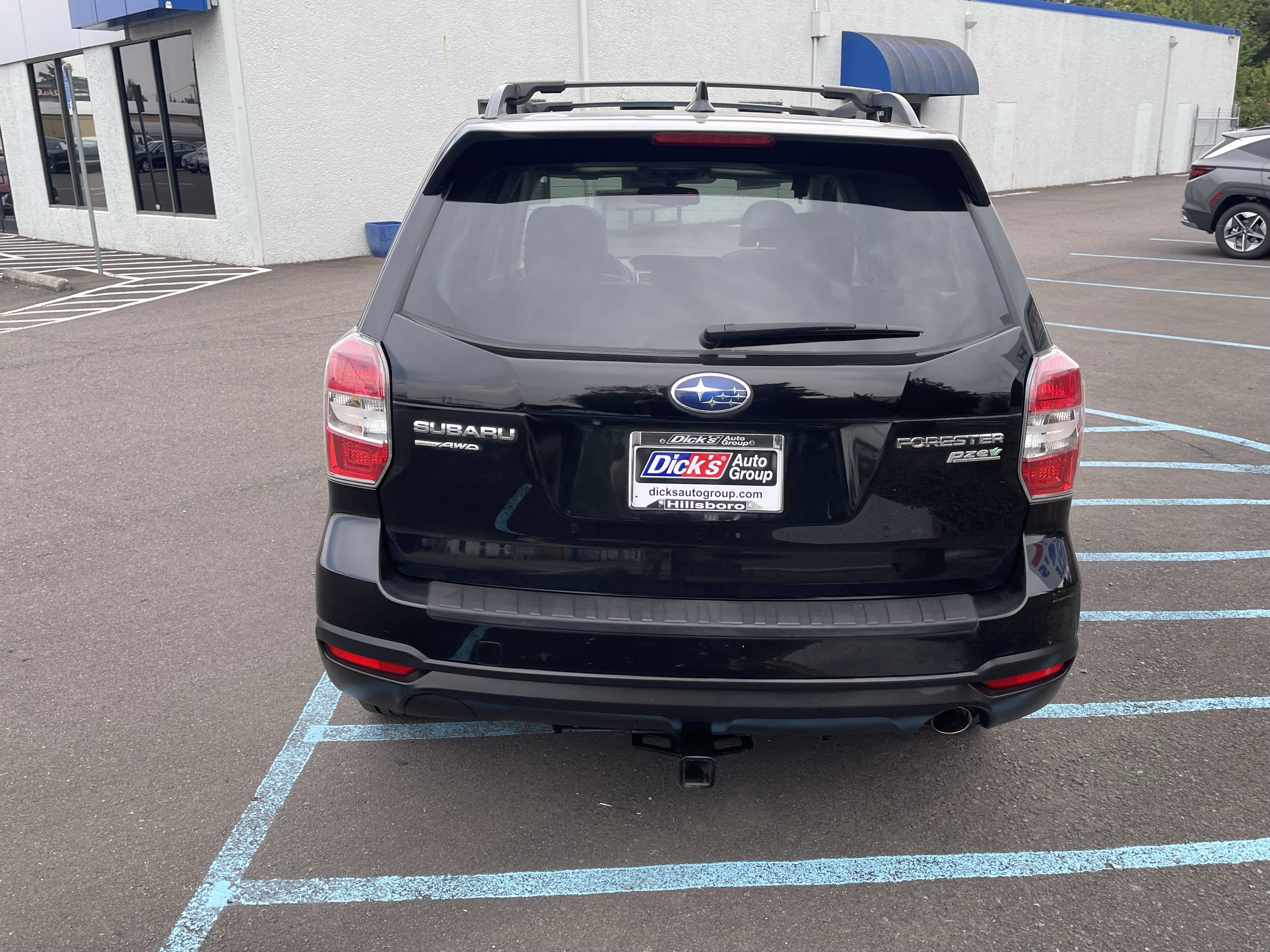 Used 2016 Subaru Forester 2.5i Limited w/ Popular Package #1 AWD/4WD image 4